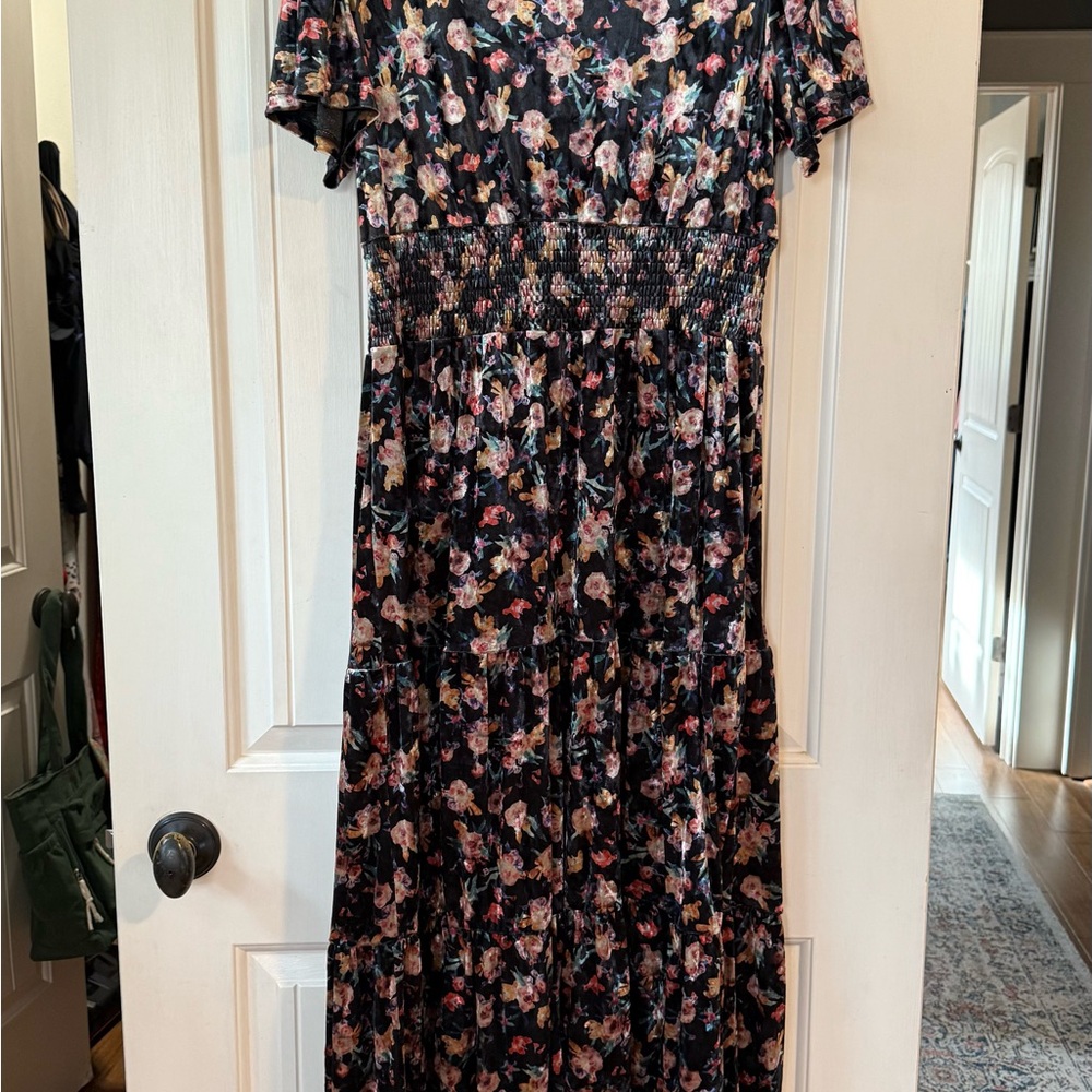 NATURAL LIFE Black Floral Maxi Dress